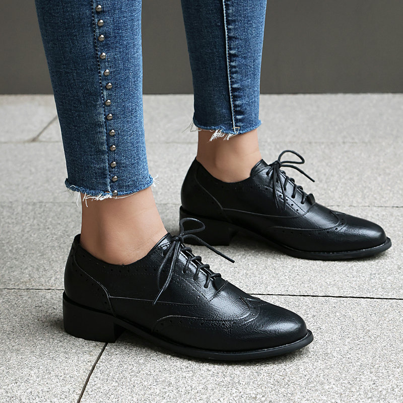 ブローグオックスフォードシューズ レディース レースアップ  - Oxford Shoes Brogue のレビューと価格