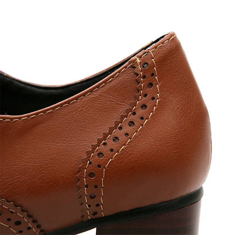 Oxfords-女性用ハイブロックヒール、ブラウンレザー、ラ - Oxford Shoes Brogue のレビューと価格